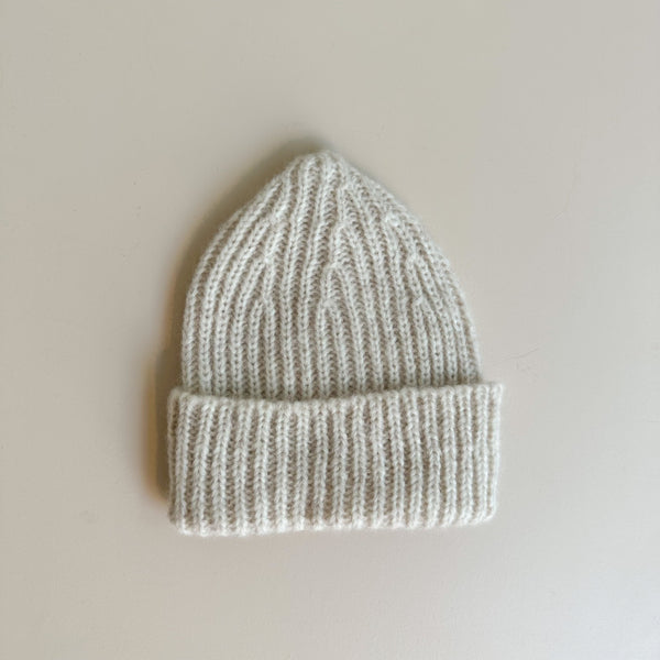 Knitted wool beanie - Natural