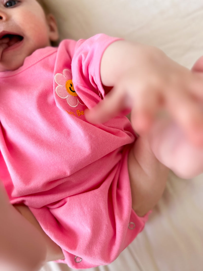 Daisy onesie - Bubblegum pink