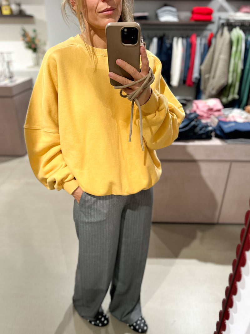 Soft oversized sweater - Warm yellow