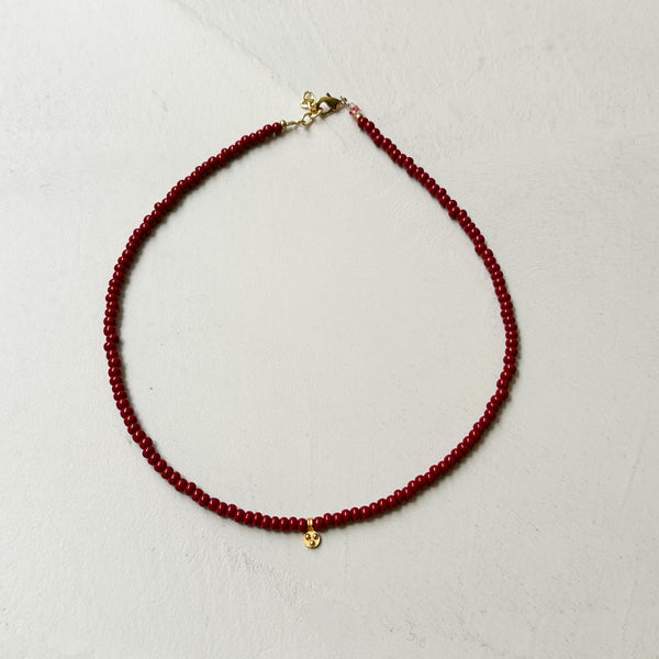 Plain bead necklace with coin - Wine