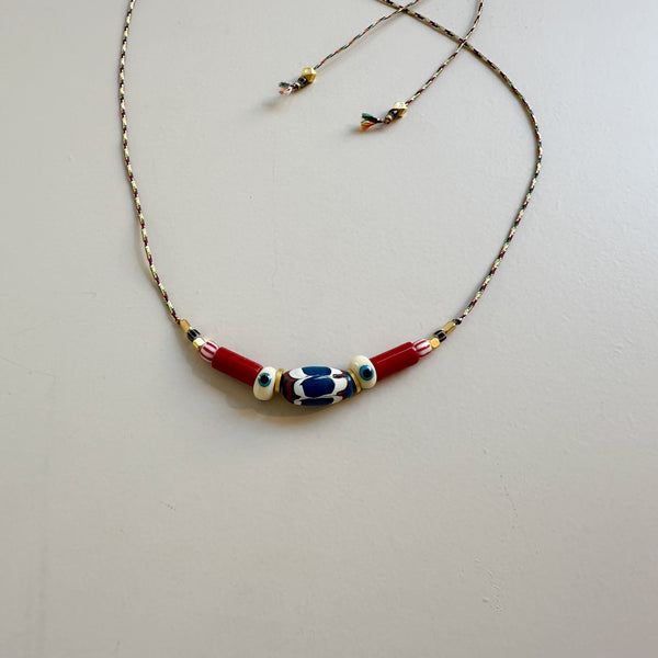 Fine vintage beads necklace - Red