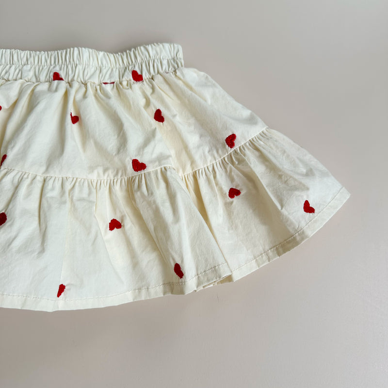 Heart embroidery skirt - Cream