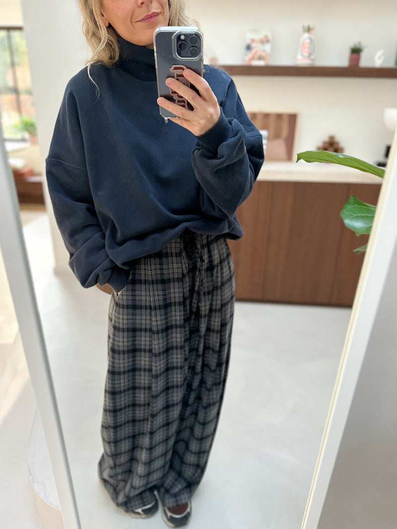 COMING BACK - Wide flannel check pants - Blue/grey