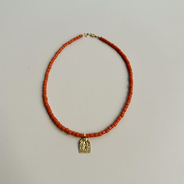Coral medallion necklace - Dusty orange