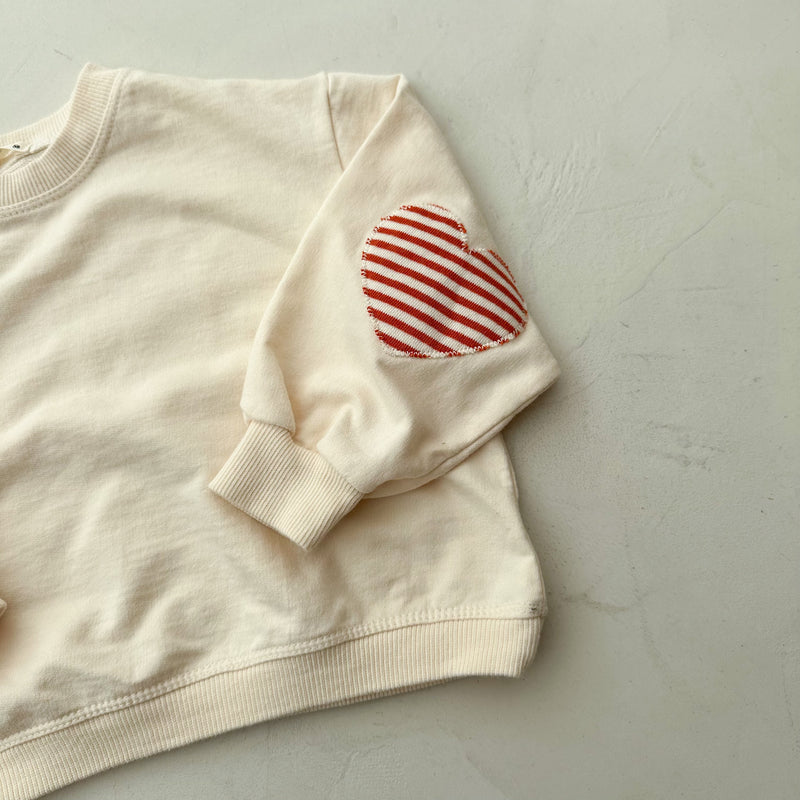 Heart patch sweatshirt - Cream