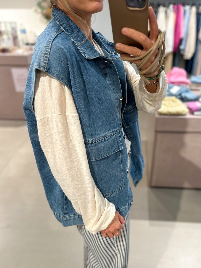 Sleeveless denim vest - Blue washing