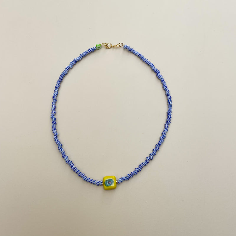 Square bead necklace - Blue/yellow
