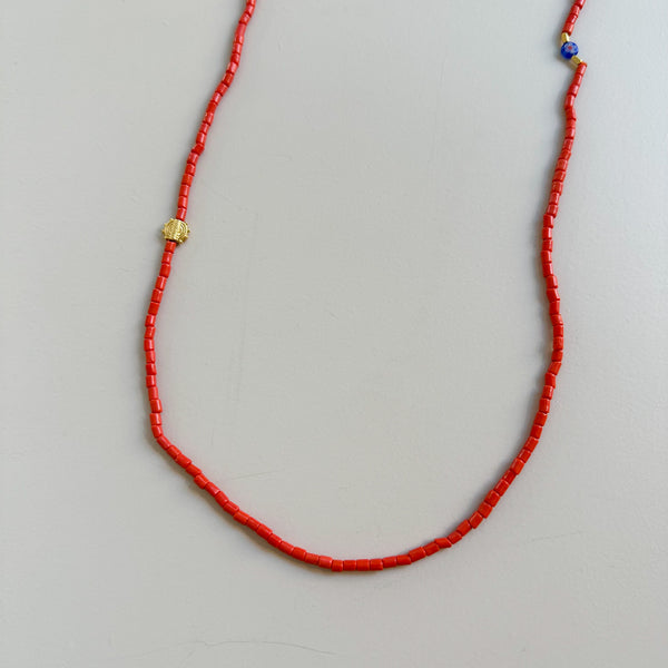 Long coral glass bead necklace - Coral