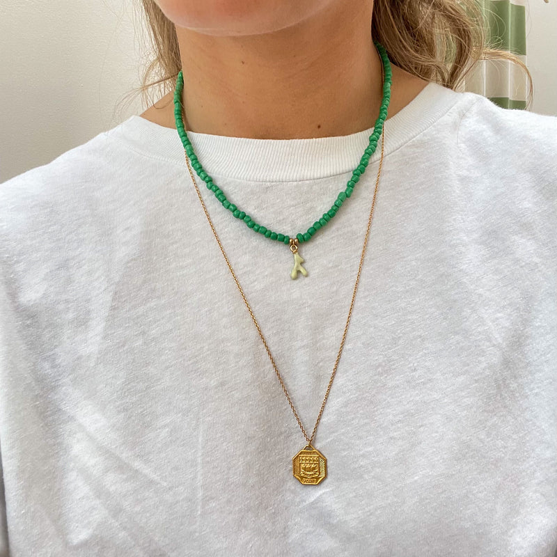 Coral pendant necklace - Green
