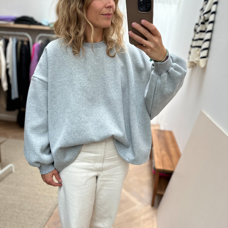The oversized boxy sweater - Grey melange