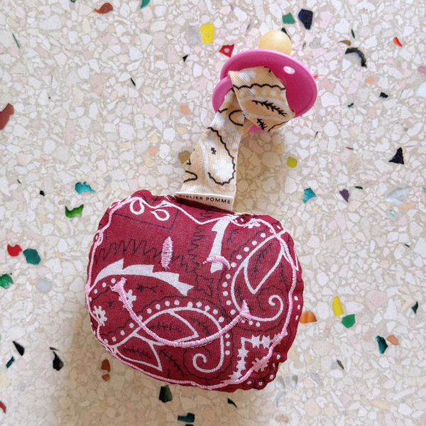 Apple of my eye - Bandana burgundy boo